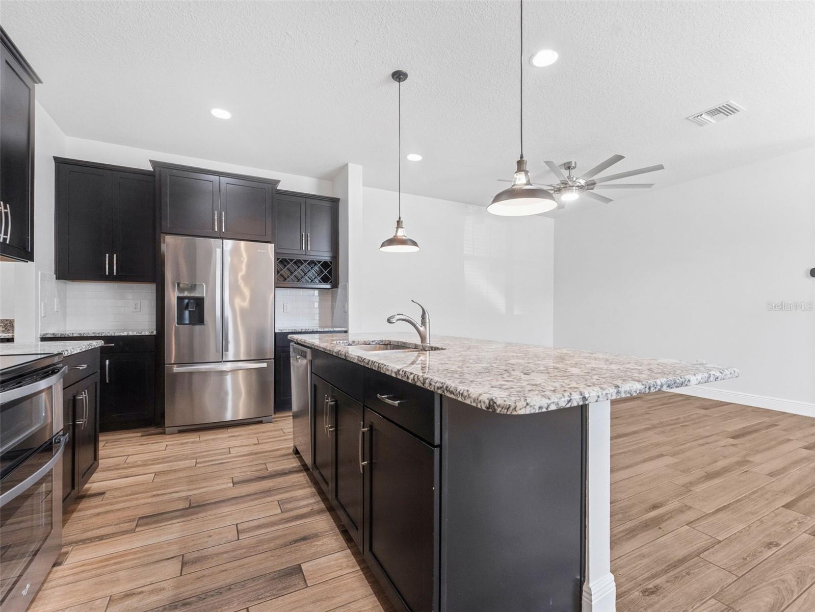 Image 13 of 50 For 18844 Ulmus Street