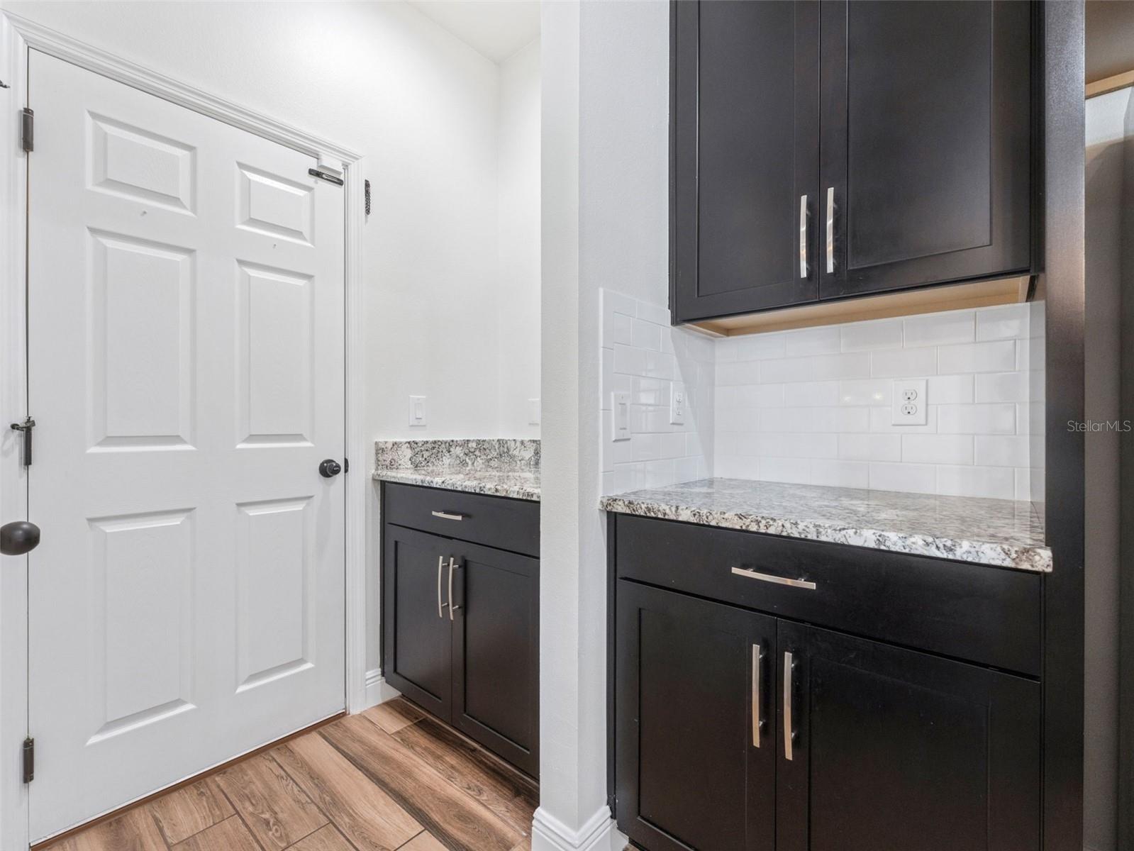 Image 14 of 50 For 18844 Ulmus Street