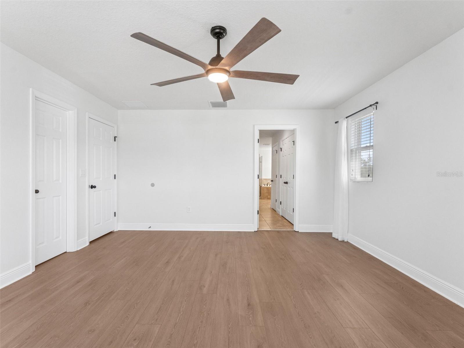 Image 23 of 50 For 18844 Ulmus Street