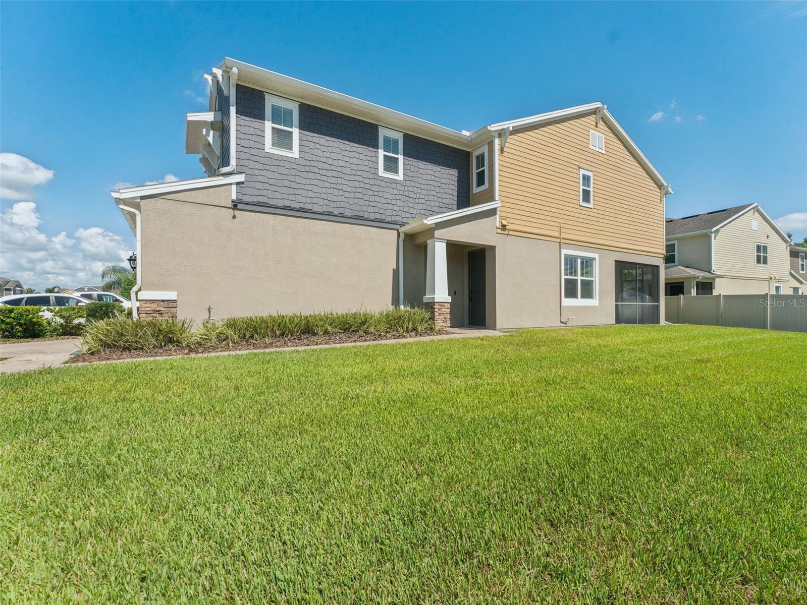 Image 42 of 50 For 18844 Ulmus Street
