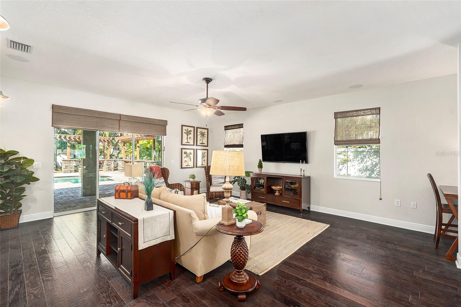 Image 11 of 39 For 5701 Macdill Avenue