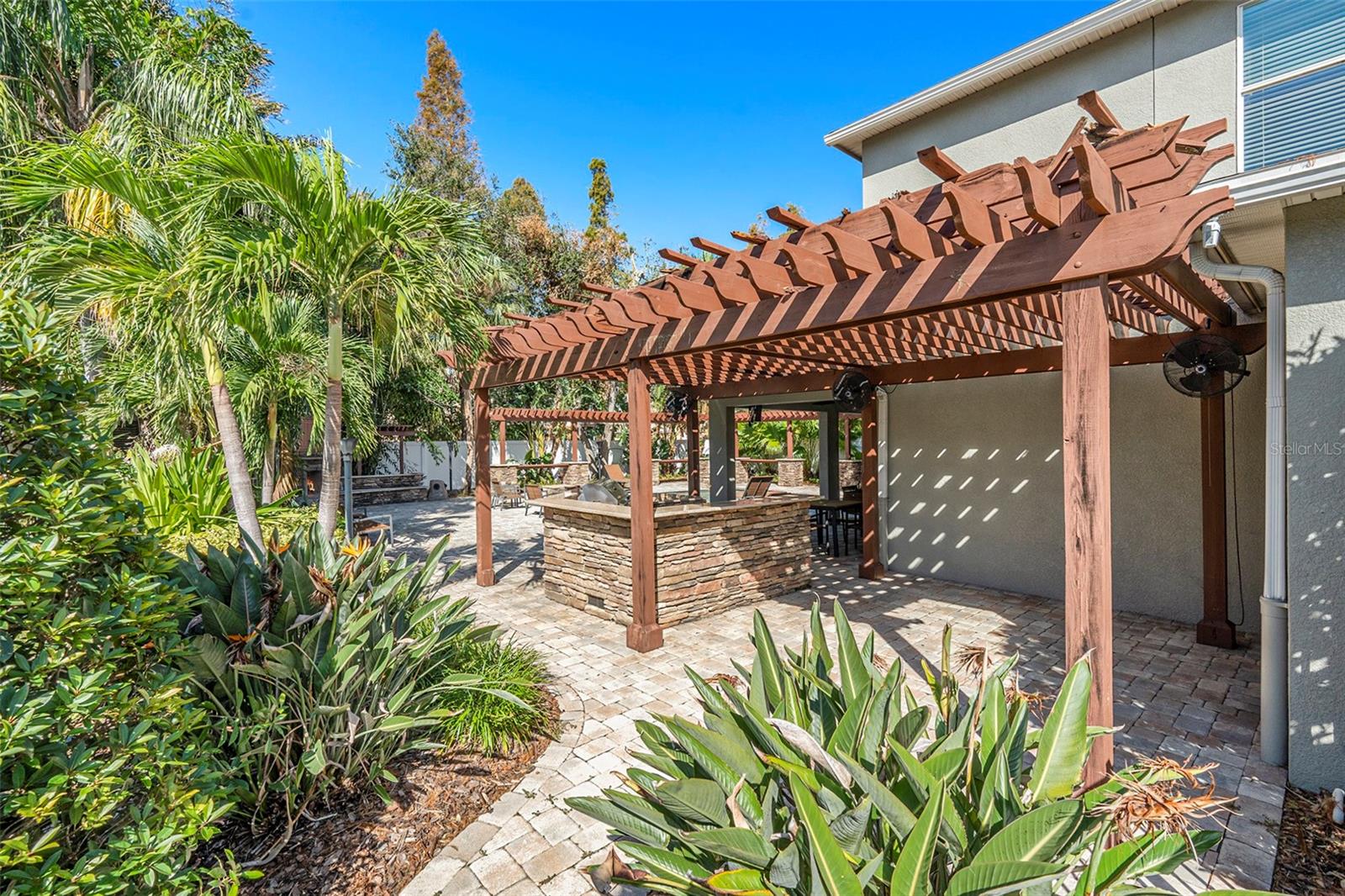 Image 22 of 39 For 5701 Macdill Avenue