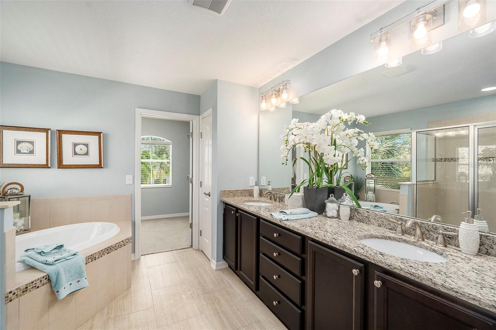 Image 25 of 39 For 5701 Macdill Avenue