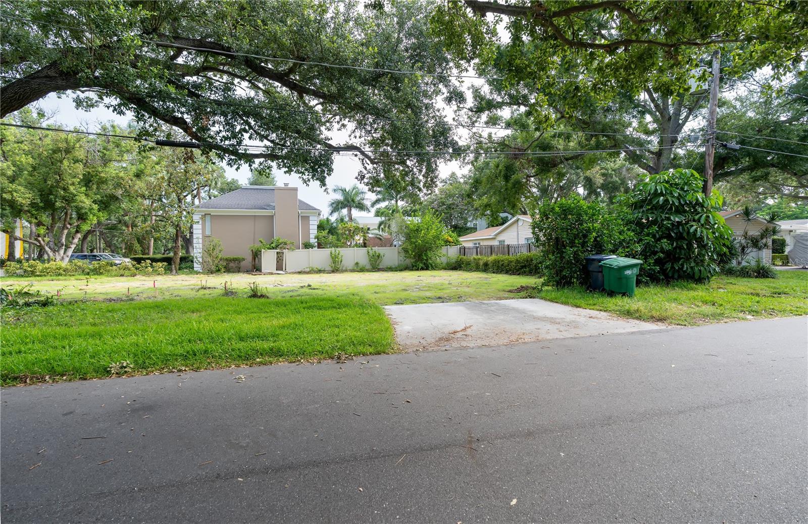 Image 5 of 10 For 2310 Hesperides Street