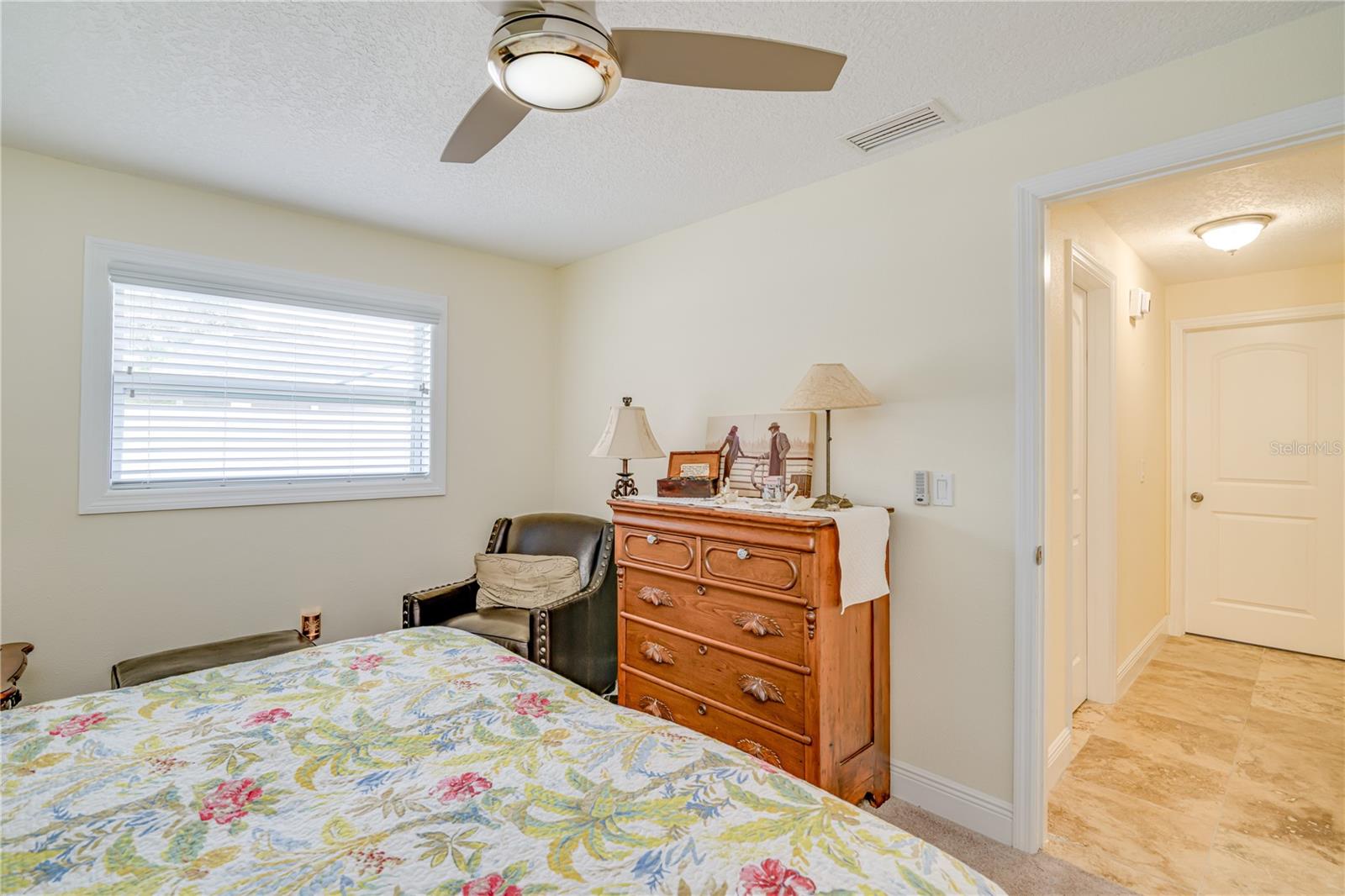 Listing photo id 28 for 1954 Arvis Circle W