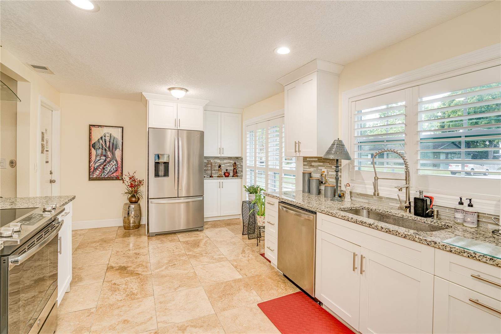 Listing photo id 6 for 1954 Arvis Circle W