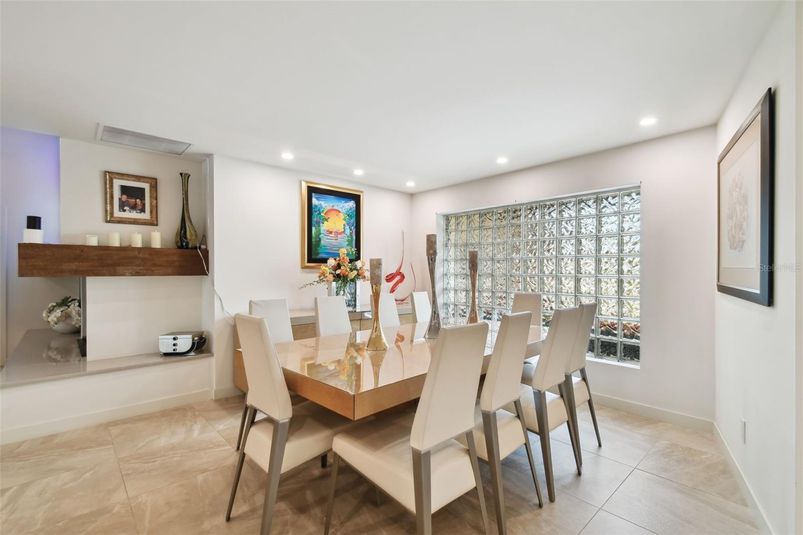 Listing photo id 10 for 4202 Saltwater Boulevard
