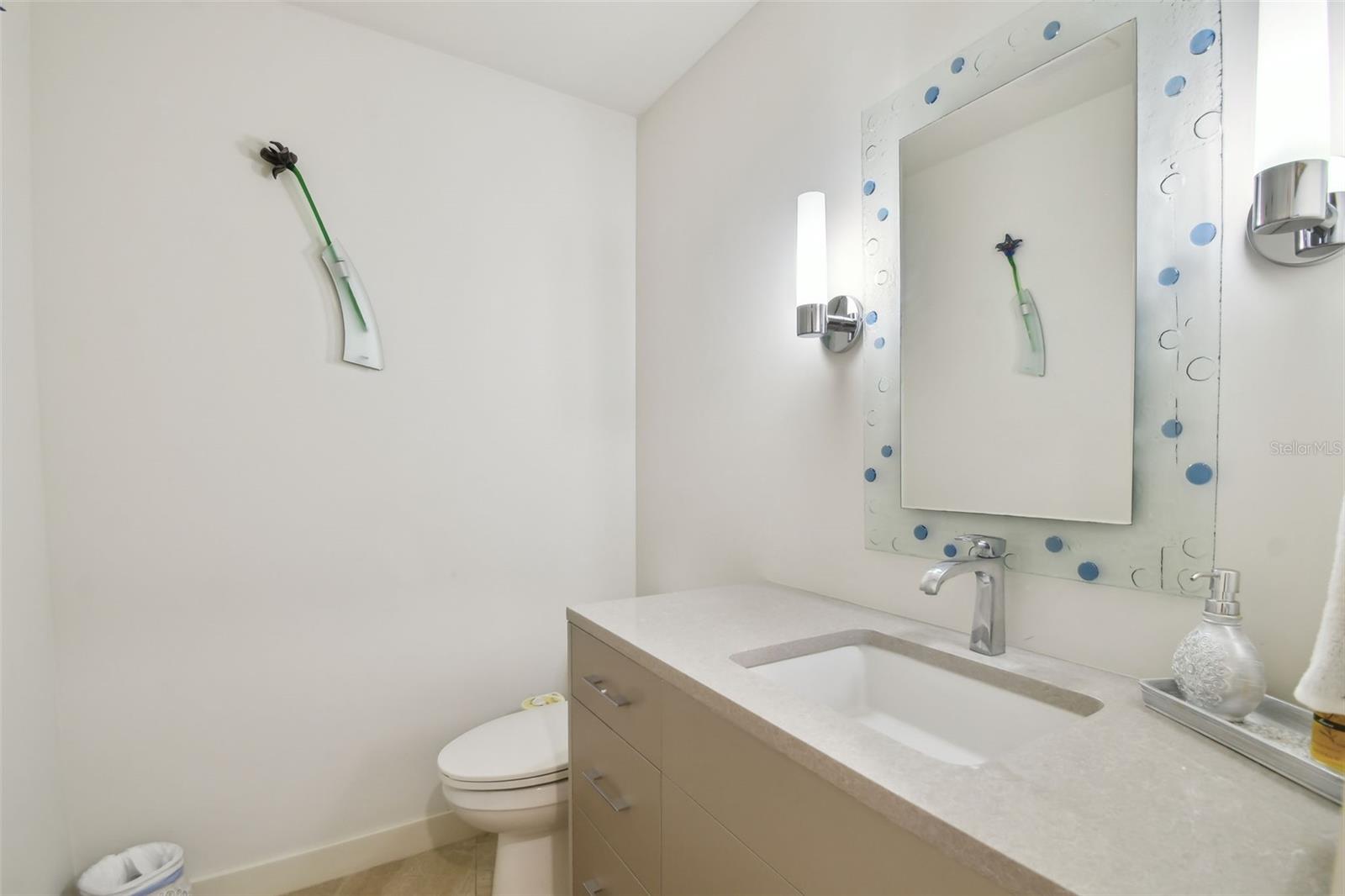 Listing photo id 16 for 4202 Saltwater Boulevard