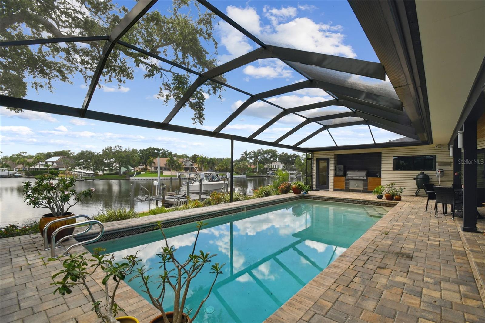 Listing photo id 1 for 4202 Saltwater Boulevard