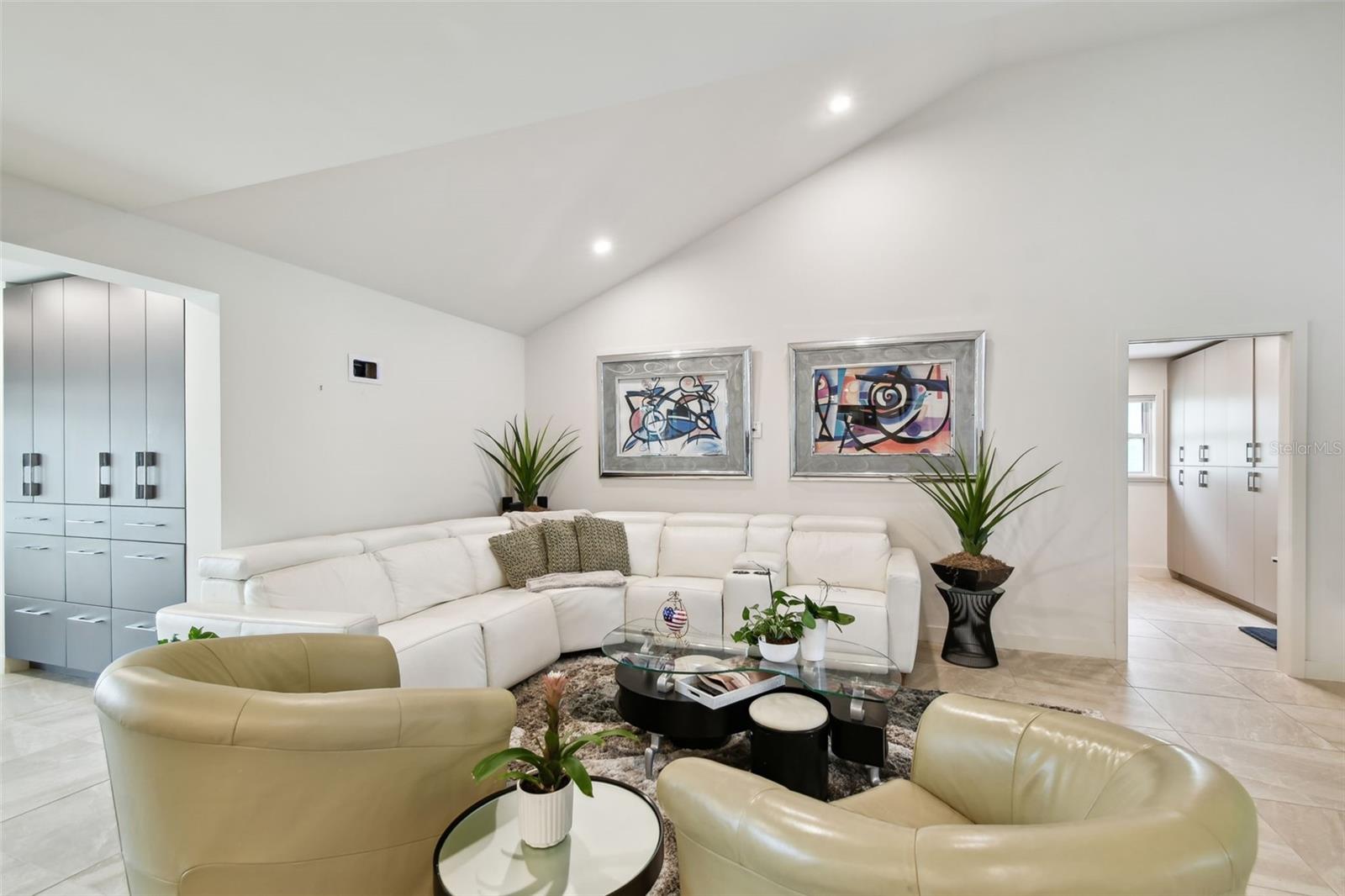 Listing photo id 31 for 4202 Saltwater Boulevard