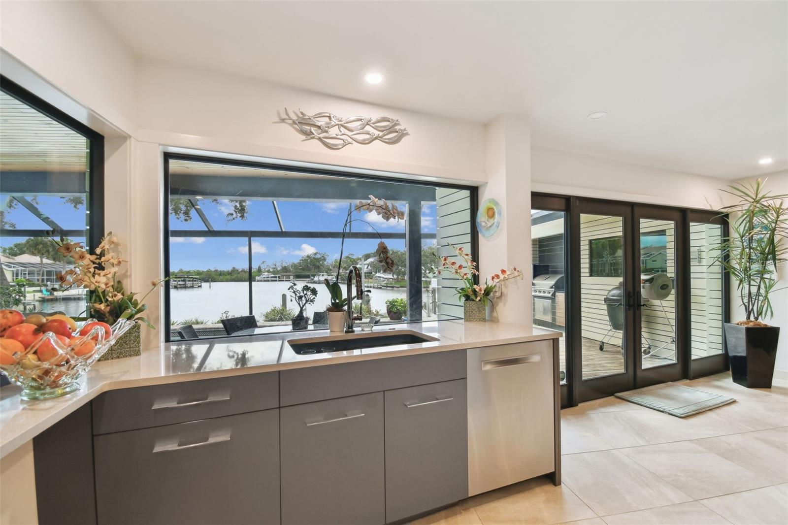 Listing photo id 37 for 4202 Saltwater Boulevard