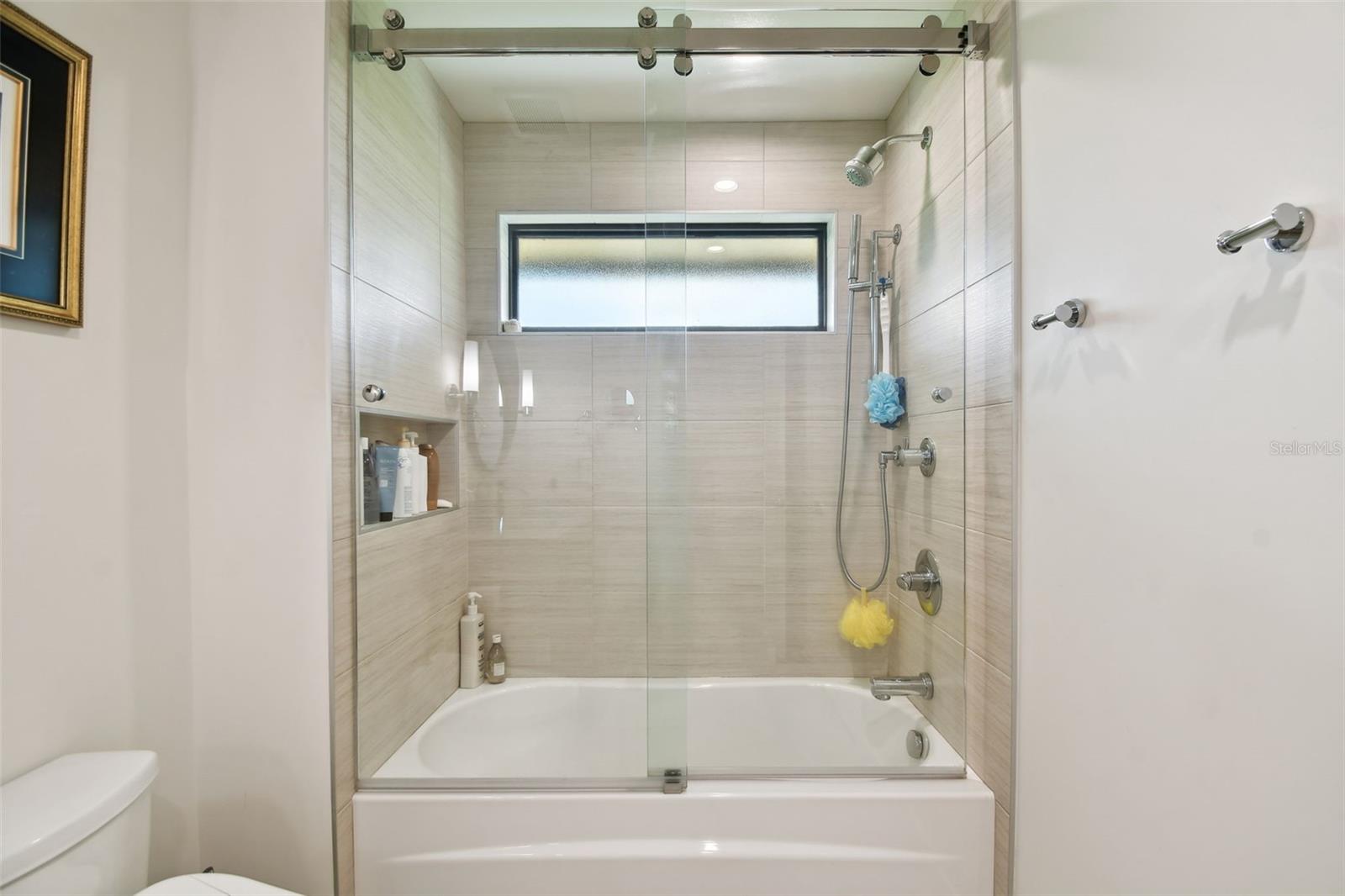 Listing photo id 41 for 4202 Saltwater Boulevard