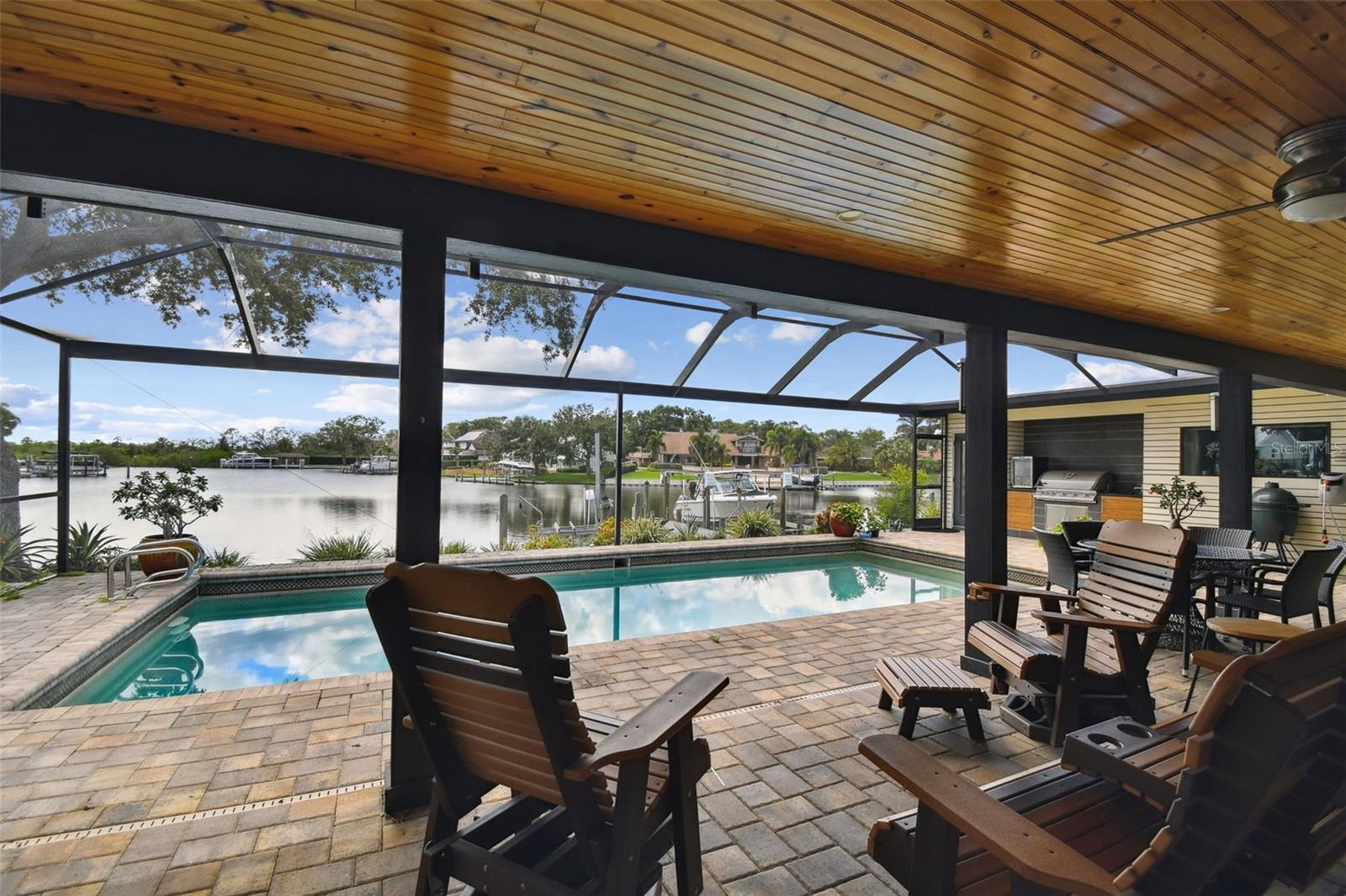 Listing photo id 54 for 4202 Saltwater Boulevard