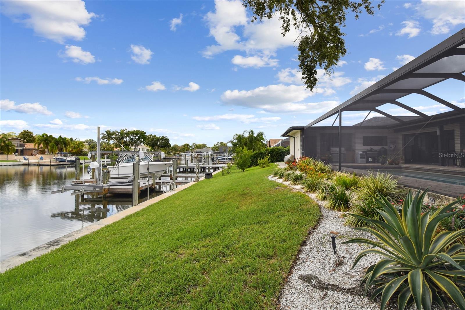 Listing photo id 57 for 4202 Saltwater Boulevard