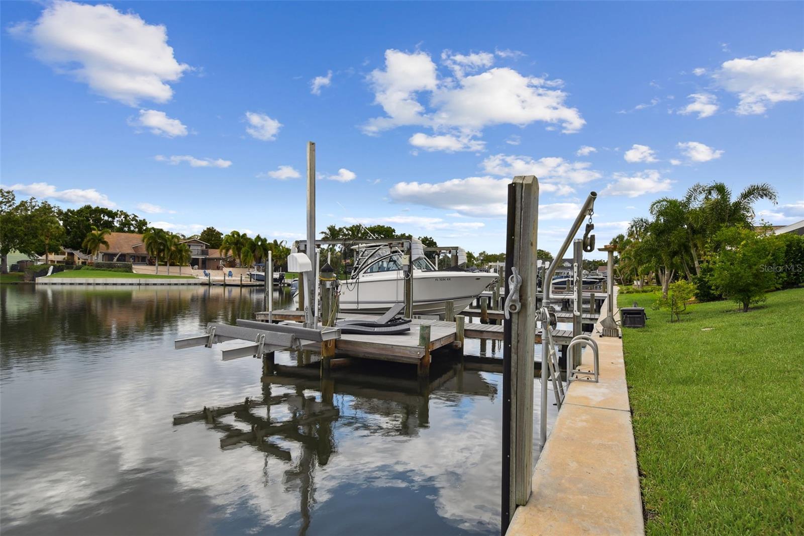Listing photo id 59 for 4202 Saltwater Boulevard