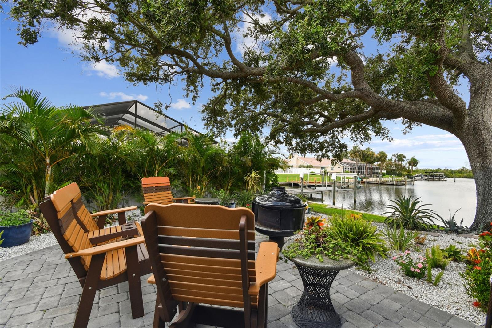 Listing photo id 64 for 4202 Saltwater Boulevard