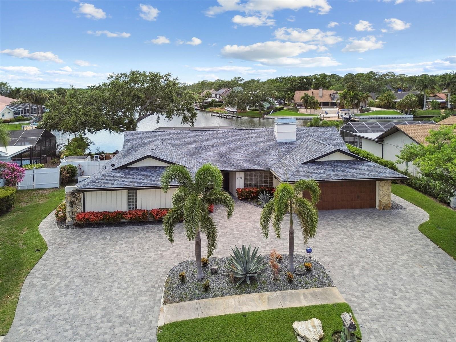 Listing photo id 69 for 4202 Saltwater Boulevard
