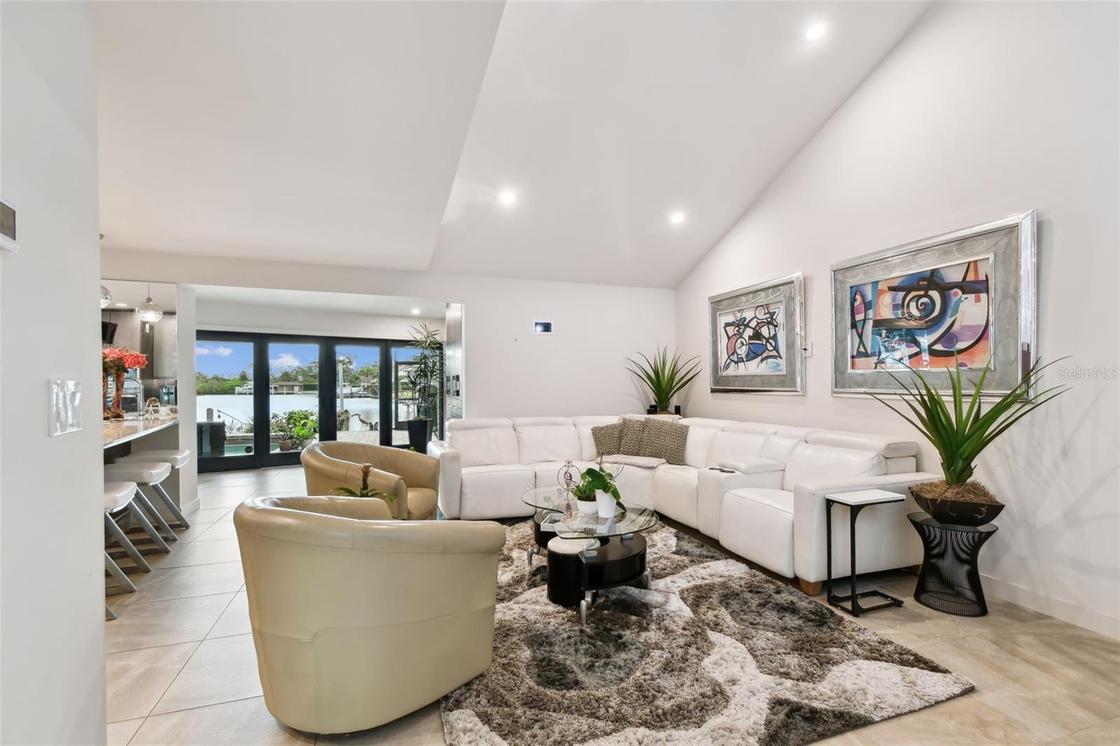 Listing photo id 7 for 4202 Saltwater Boulevard
