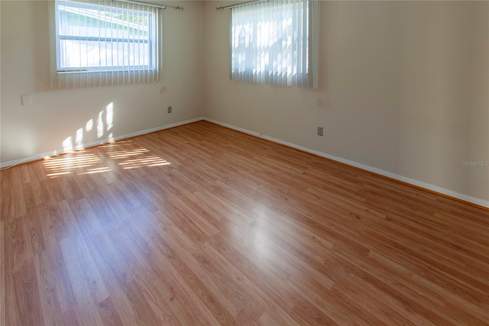 Image 11 of 21 For 10299 62nd Terrace