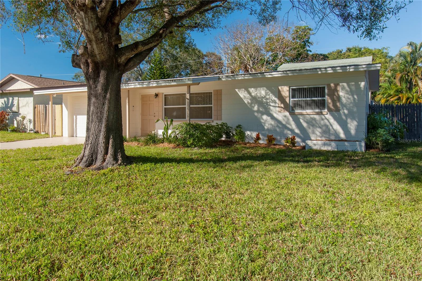 Image 2 of 21 For 10299 62nd Terrace