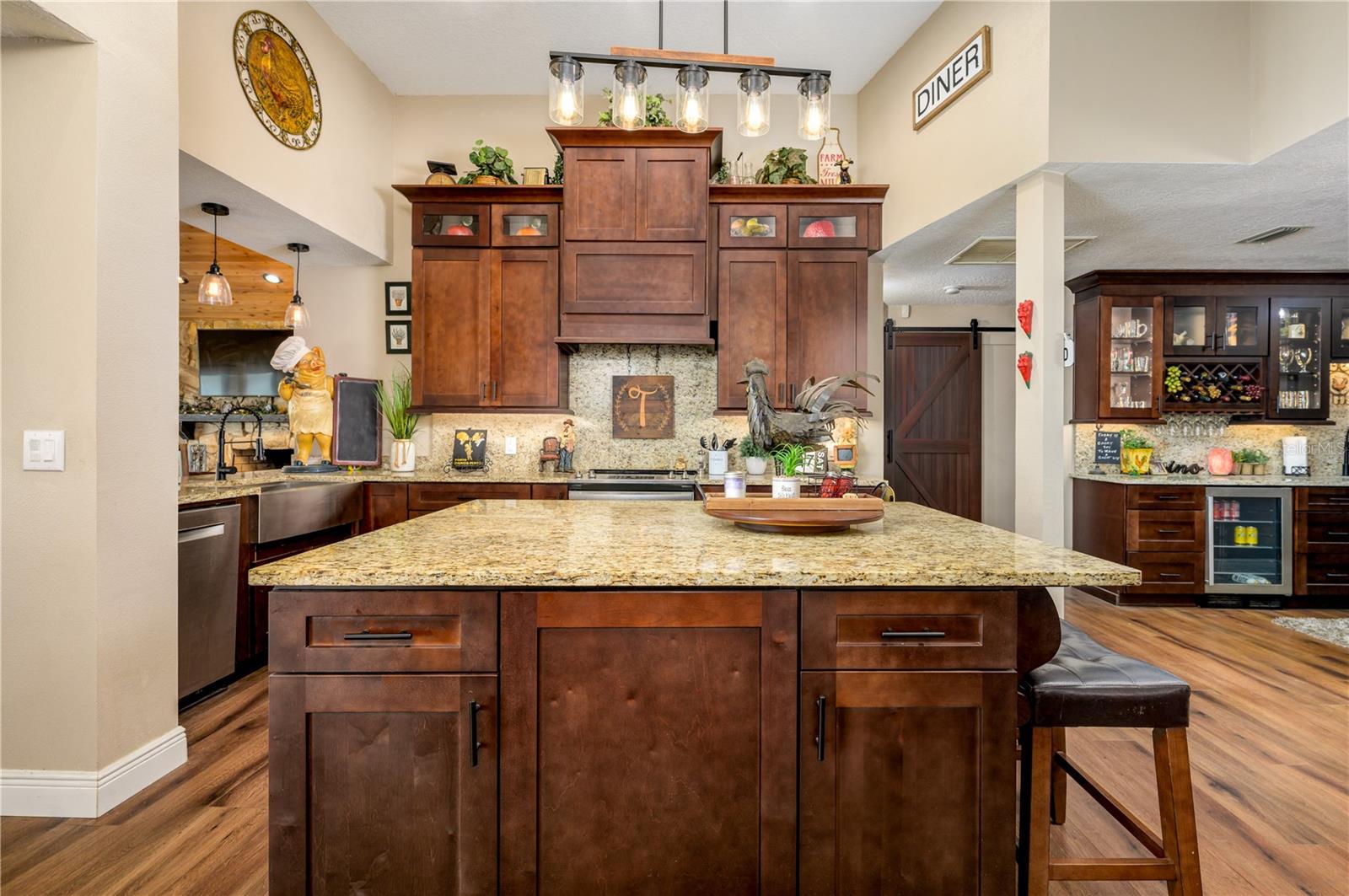 Image 10 of 34 For 3539 Lake Padgett Drive