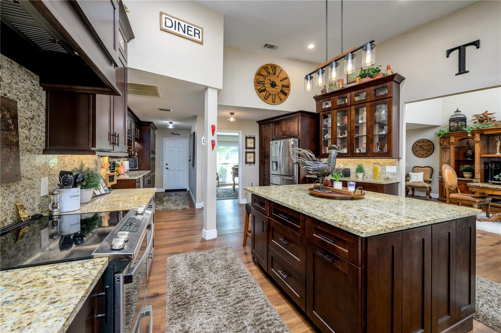 Image 14 of 34 For 3539 Lake Padgett Drive