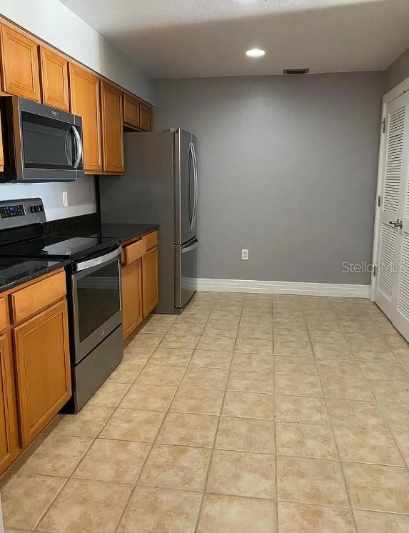 Image 6 of 24 For 1108 Franklin Street 506