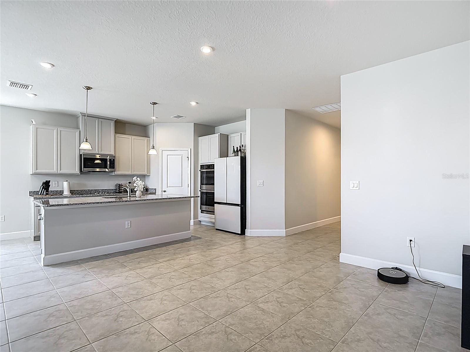 Image 10 of 73 For 35428 Crescent Creek Drive