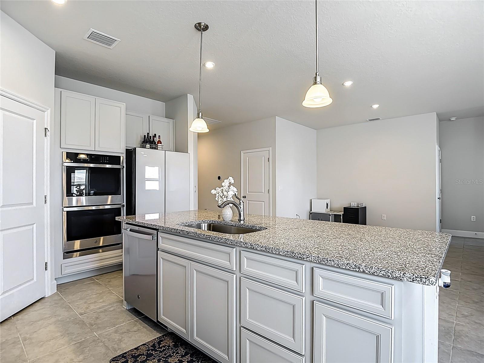 Image 19 of 73 For 35428 Crescent Creek Drive