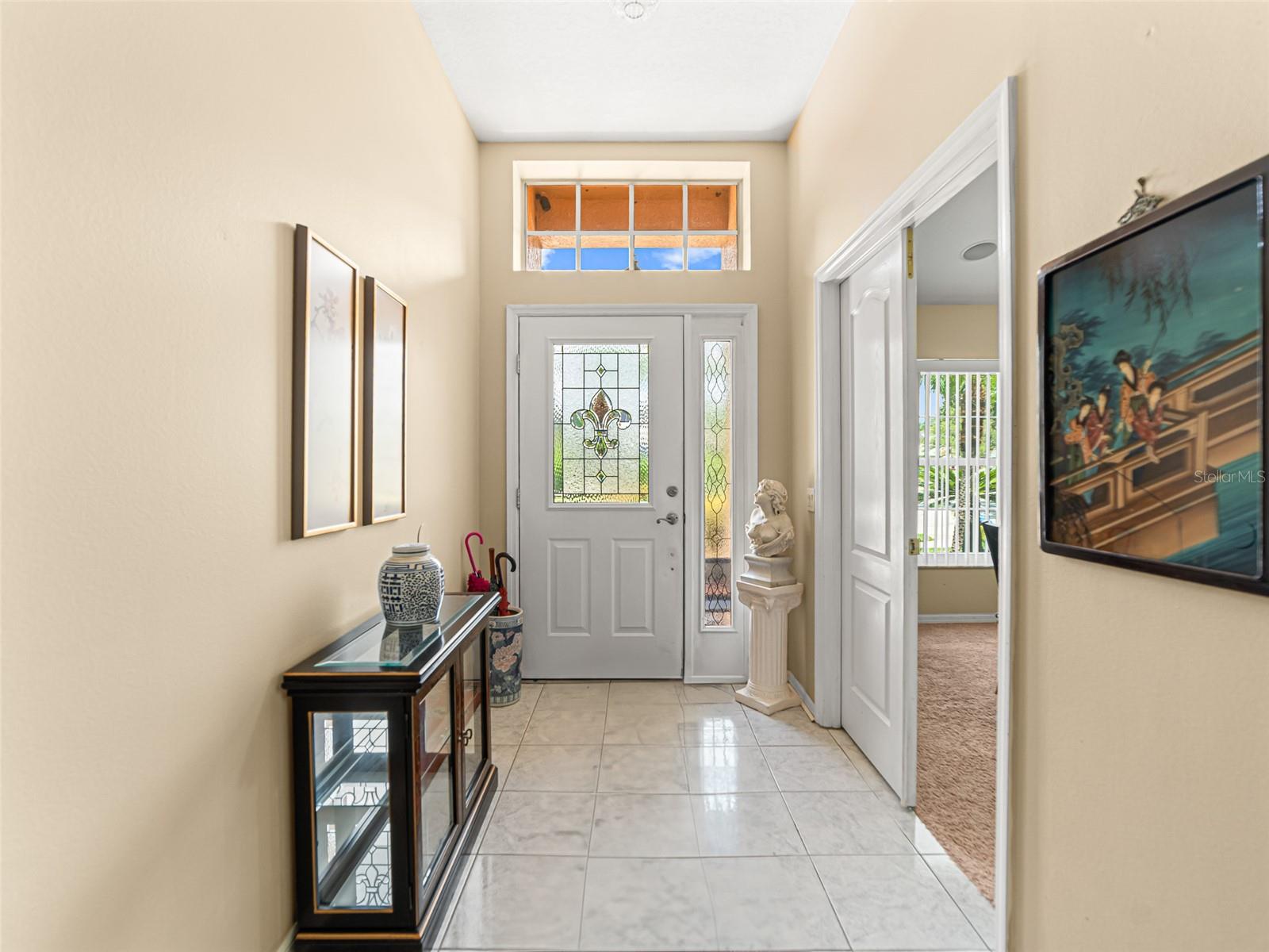 Listing photo id 4 for 9358 Hidden Water Circle