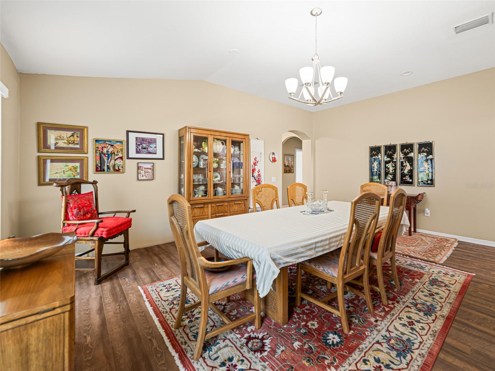 Listing photo id 7 for 9358 Hidden Water Circle