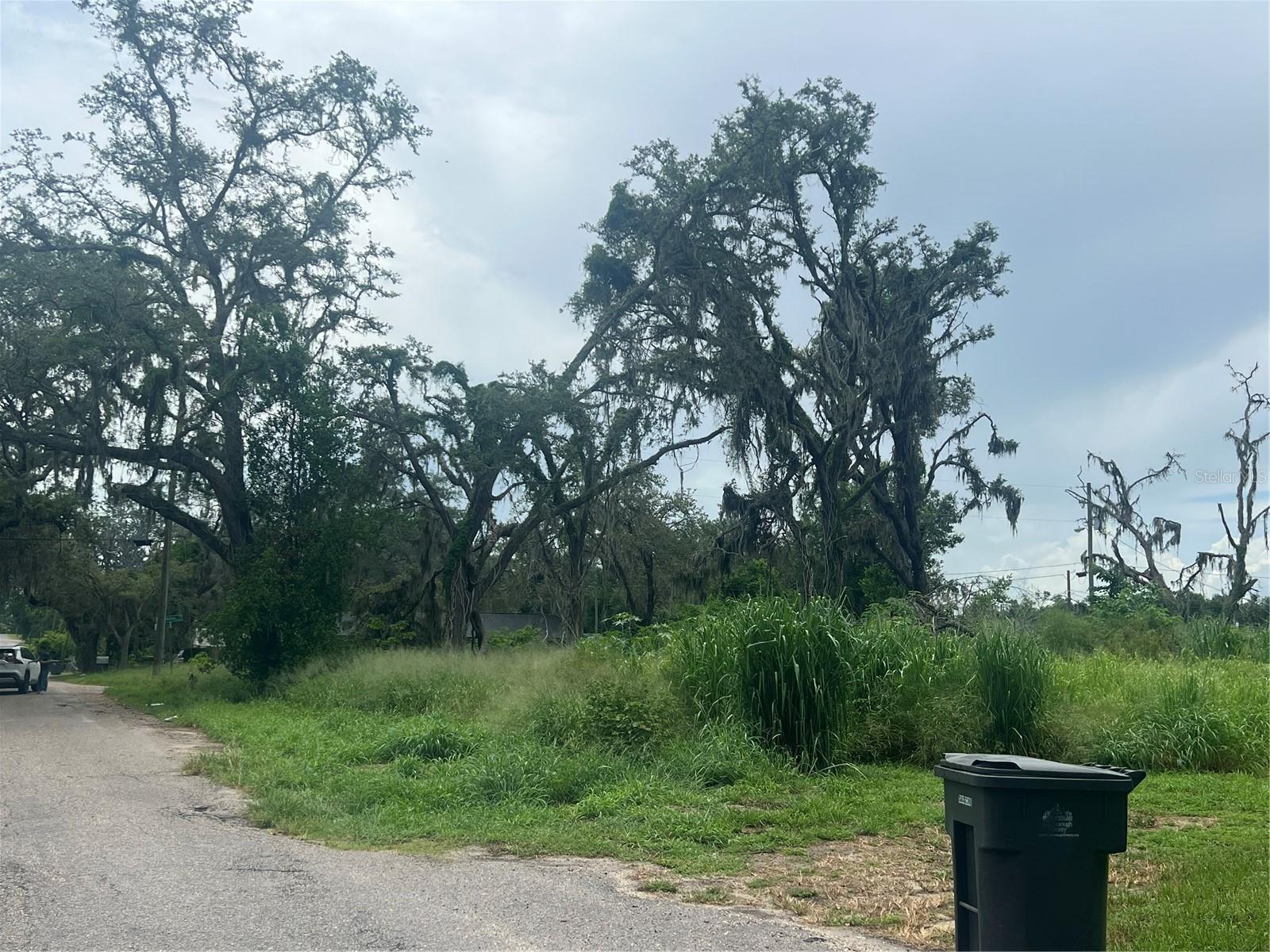 Details for 9323 Ripley Road B, THONOTOSASSA, FL 33592