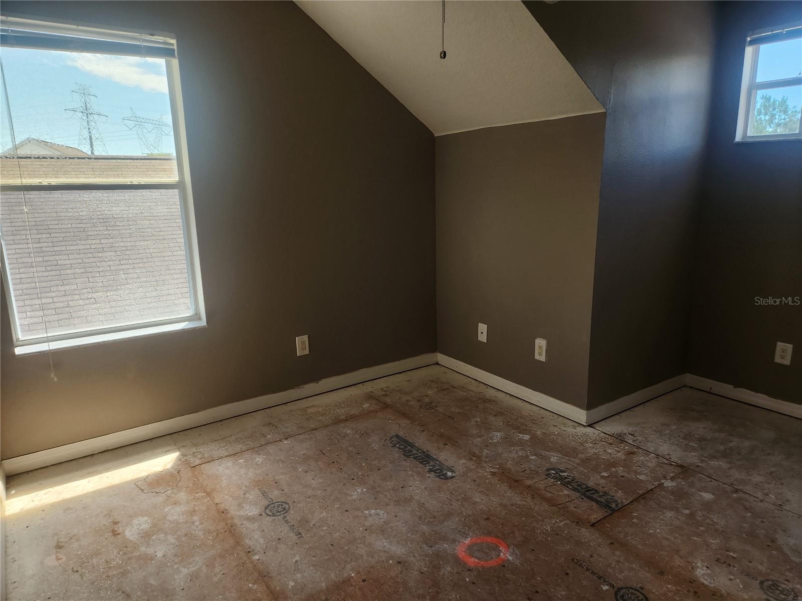 Image 11 of 16 For 8361 Silverbell Loop