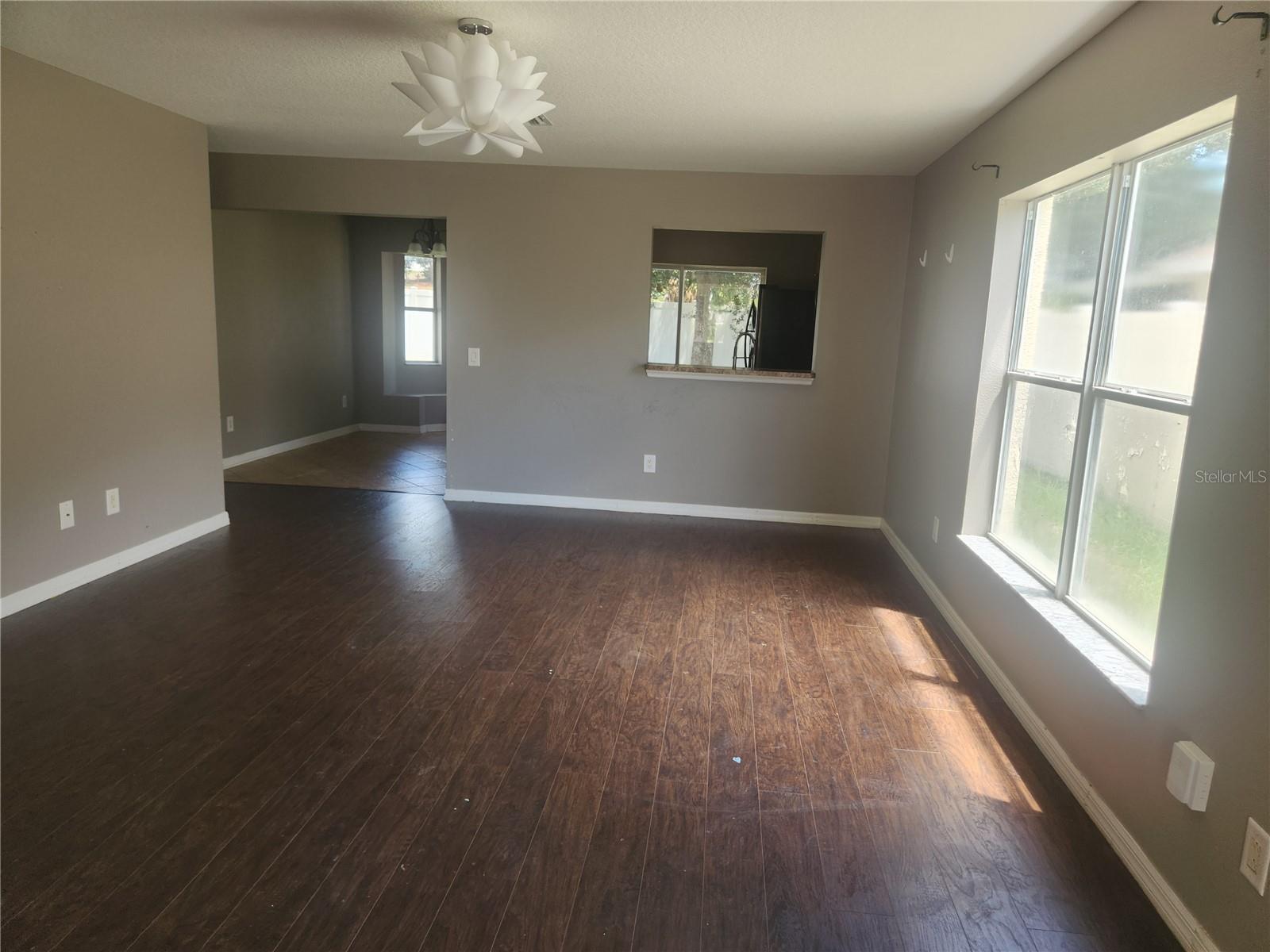 Image 3 of 16 For 8361 Silverbell Loop