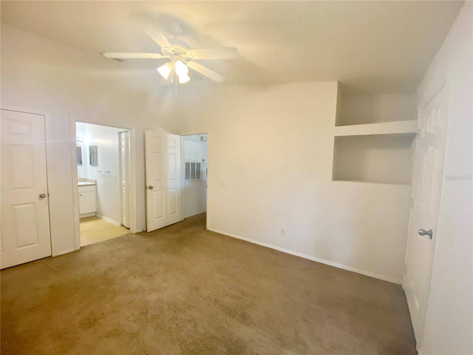 Image 6 of 12 For 36101 Deer Creek Drive 202