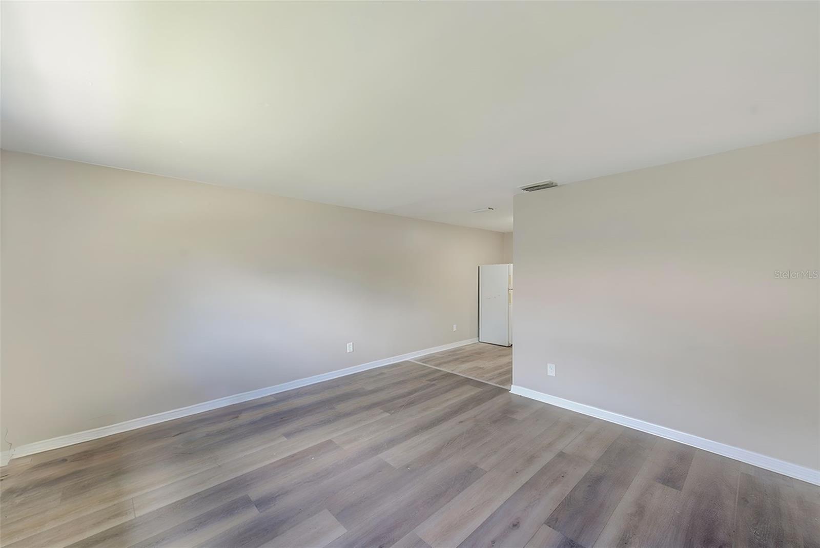 Image 11 of 40 For 1707 Idell Street