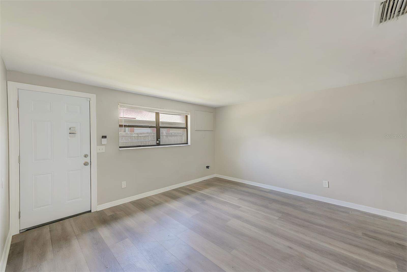 Image 12 of 40 For 1707 Idell Street