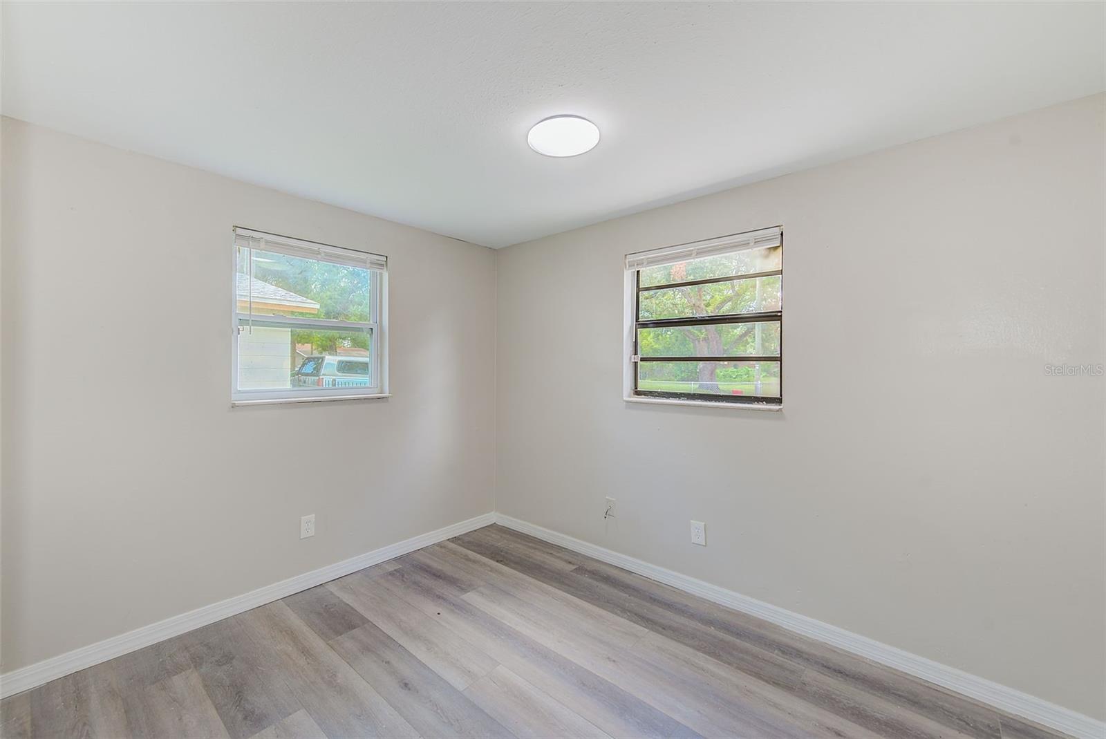 Image 17 of 40 For 1707 Idell Street
