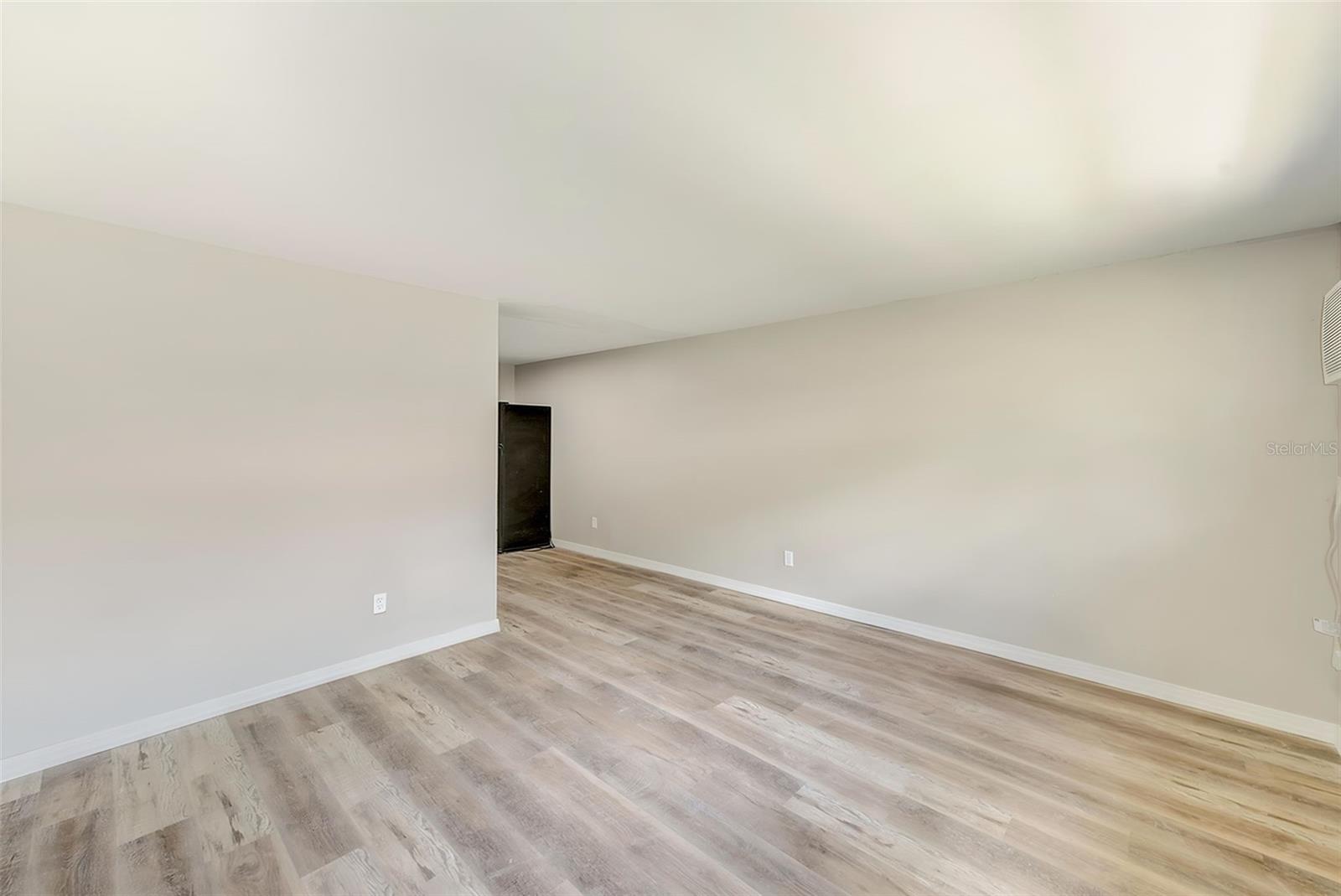 Image 21 of 40 For 1707 Idell Street