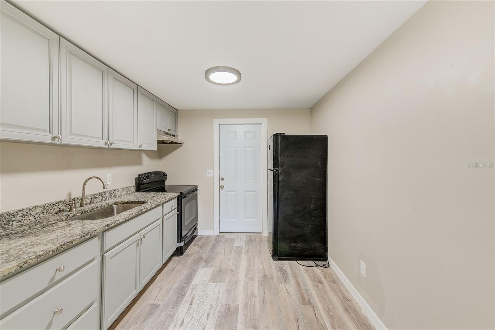 Image 24 of 40 For 1707 Idell Street