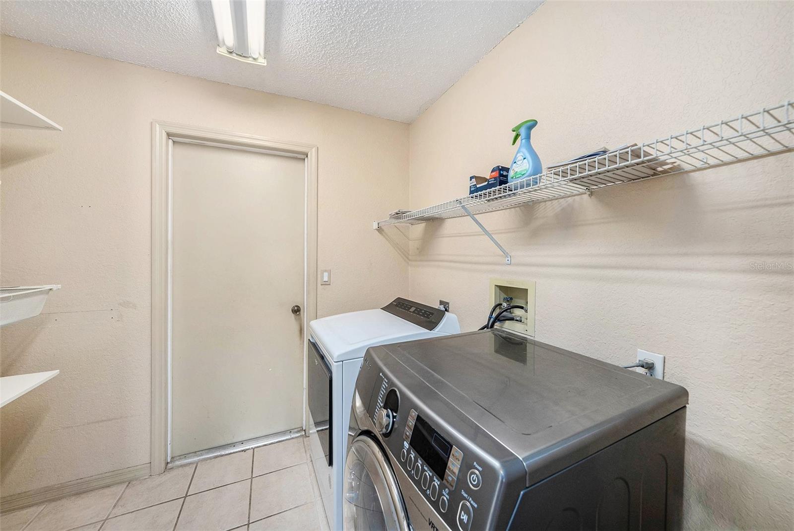 Image 14 of 30 For 1161 Carmona Avenue