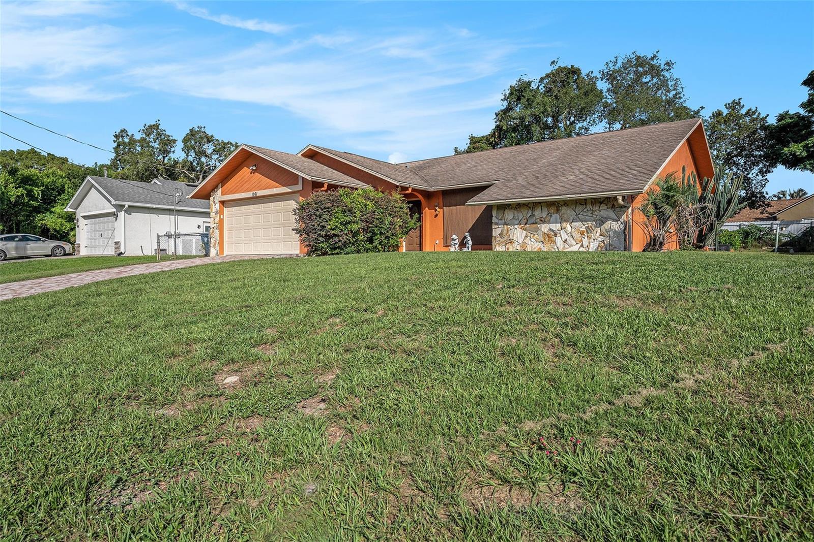 Image 2 of 30 For 1161 Carmona Avenue