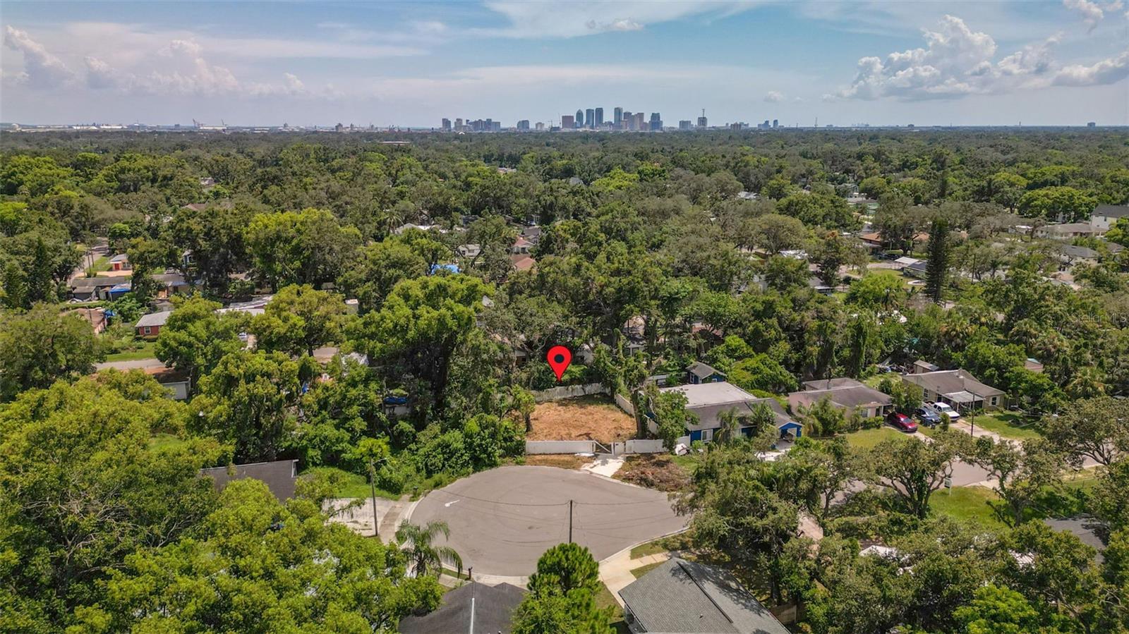 Listing Details for 1911 Mcberry Street, TAMPA, FL 33610