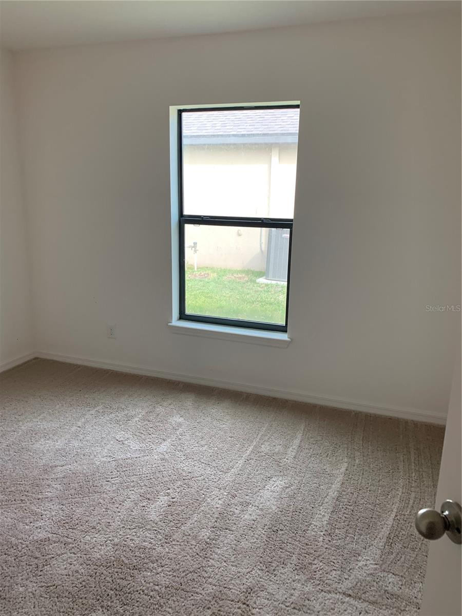 Image 11 of 15 For 5578 Maggiore Boulevard