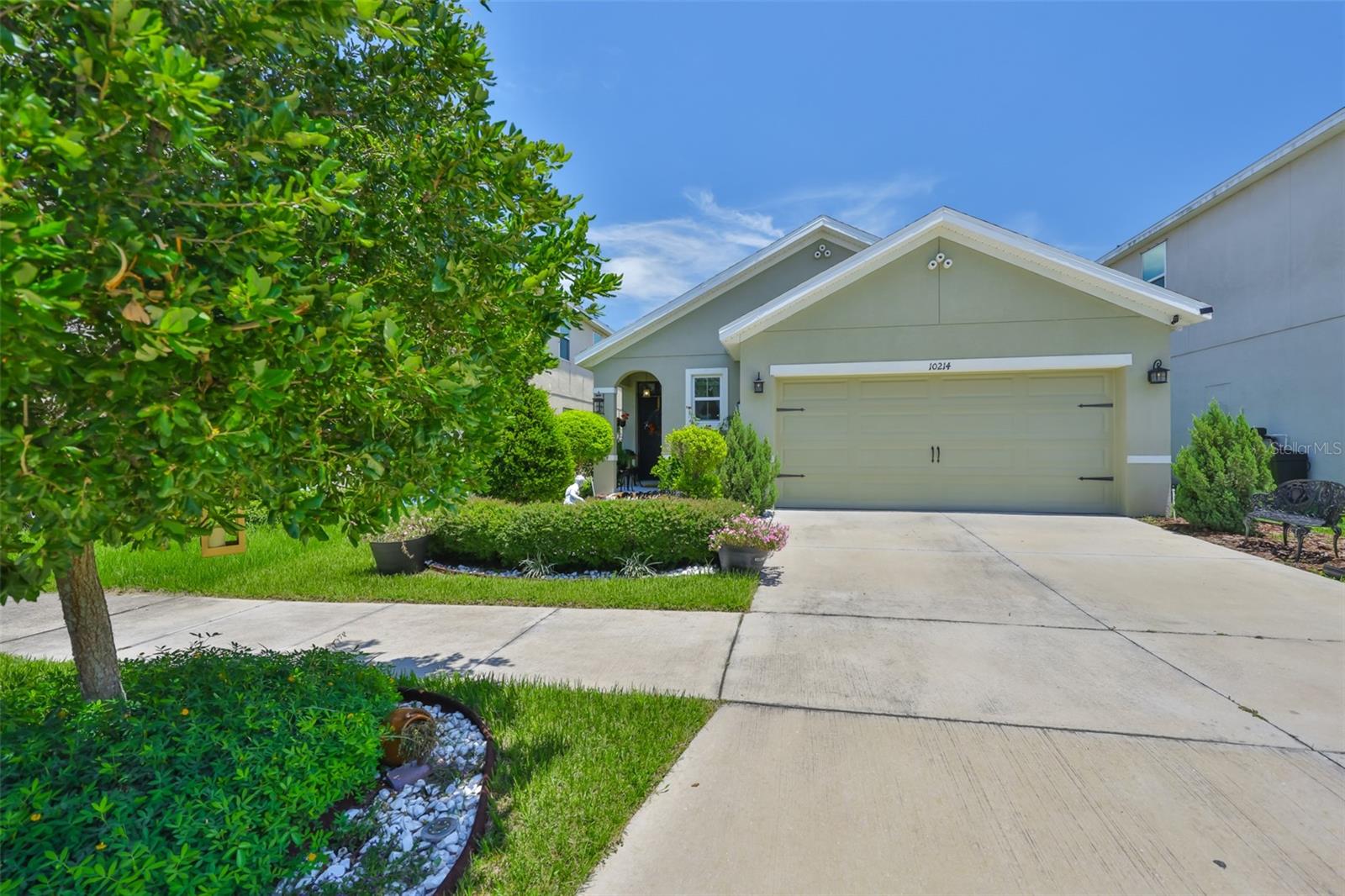 Details for 10214 Mangrove Well Road, SUN CITY CENTER, FL 33573