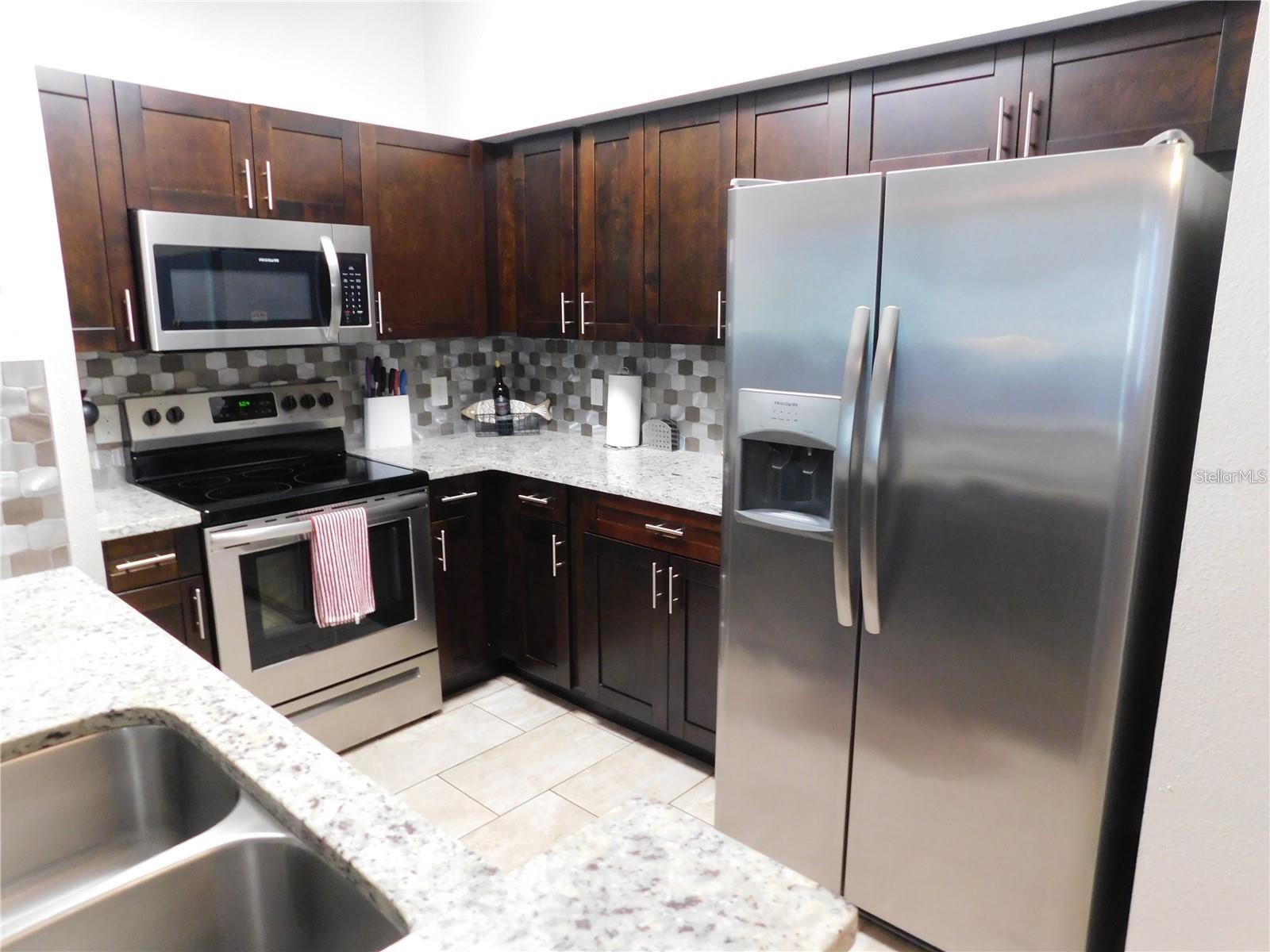 Image 6 of 19 For 1232 Missouri Avenue 517