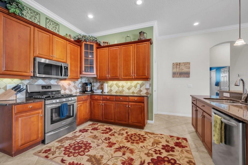 Image 19 of 56 For 16224 Bridgepark Drive