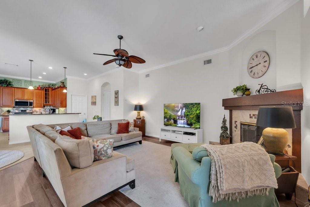 Image 23 of 56 For 16224 Bridgepark Drive