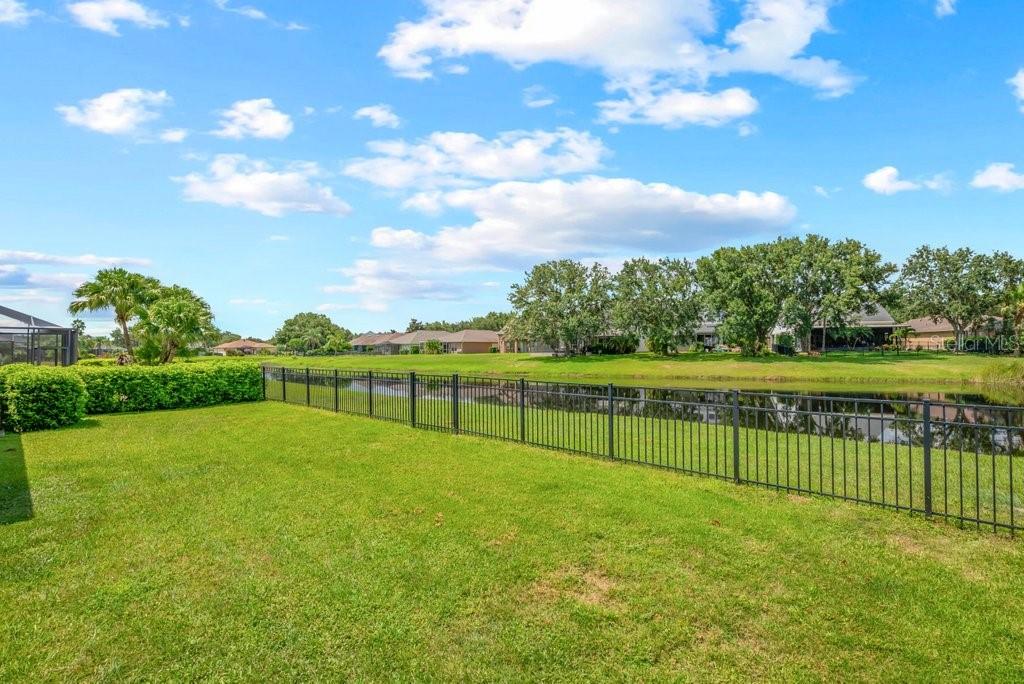 Image 4 of 56 For 16224 Bridgepark Drive