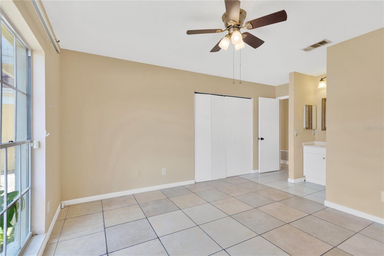 Image 13 of 30 For 314 Regal Park Drive